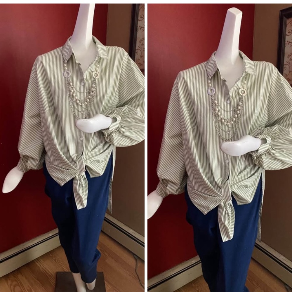 Woman’s Mens style front button shirt